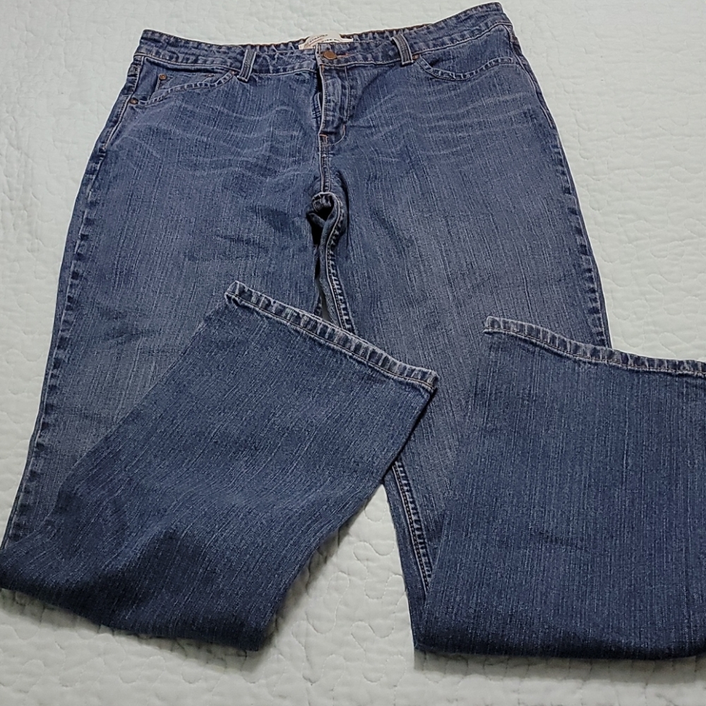 Levi's Mid Rise Boot Cut Jeans Sz 14